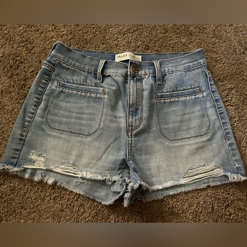 MUDD Juniors High-Rise Shorts